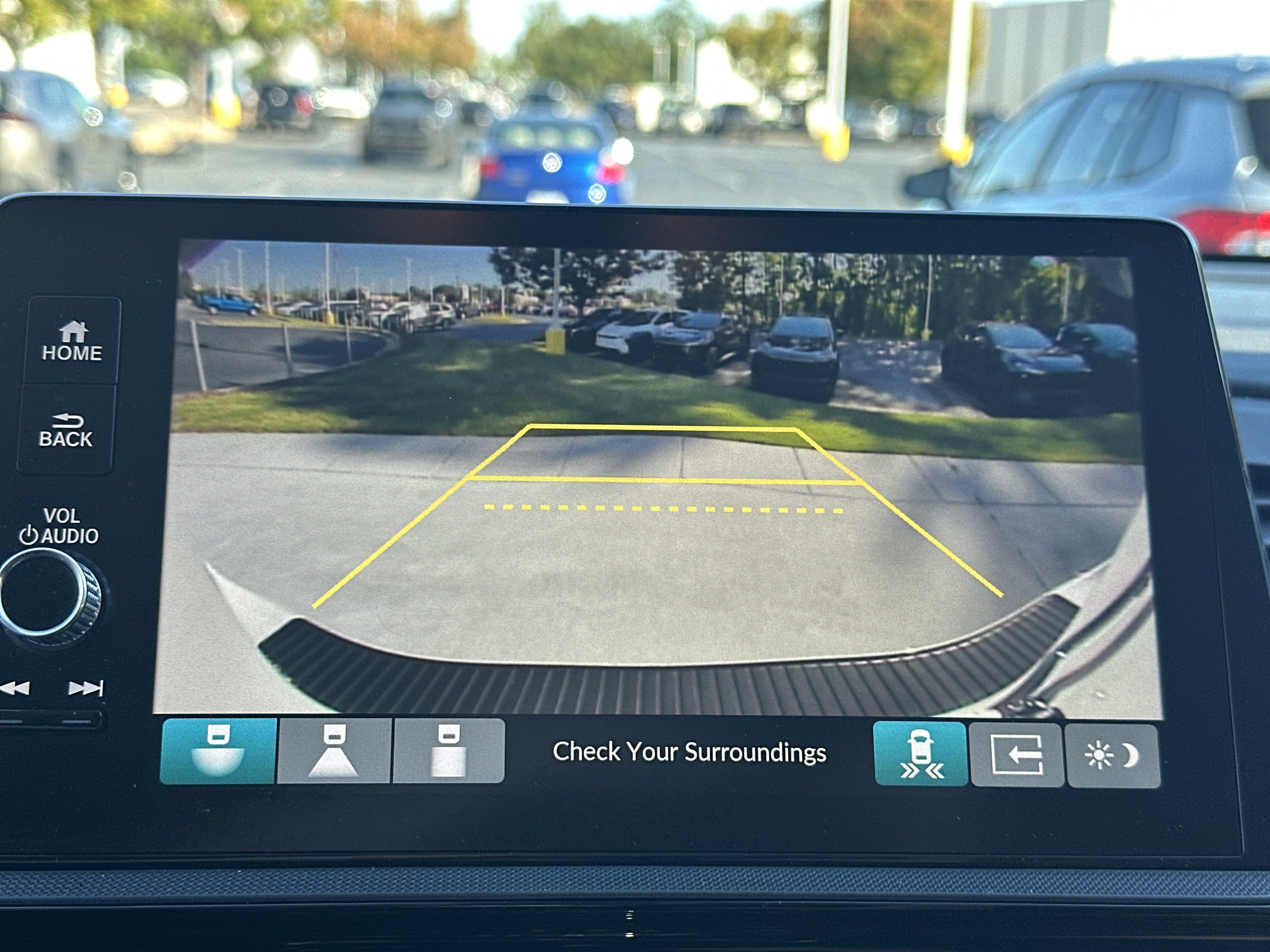 Used 2025 Honda Odyssey Elite image 25