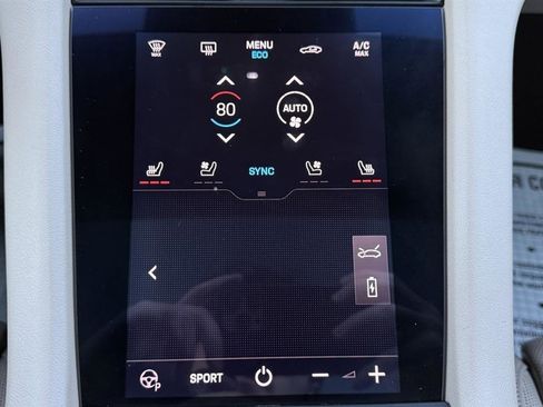 Used 2022 Porsche Taycan image 62