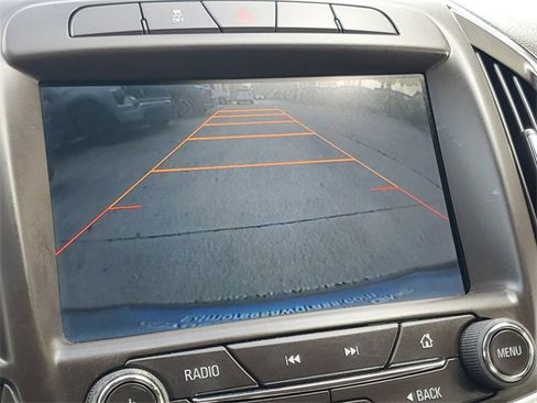 Used 2014 Buick Regal image 25