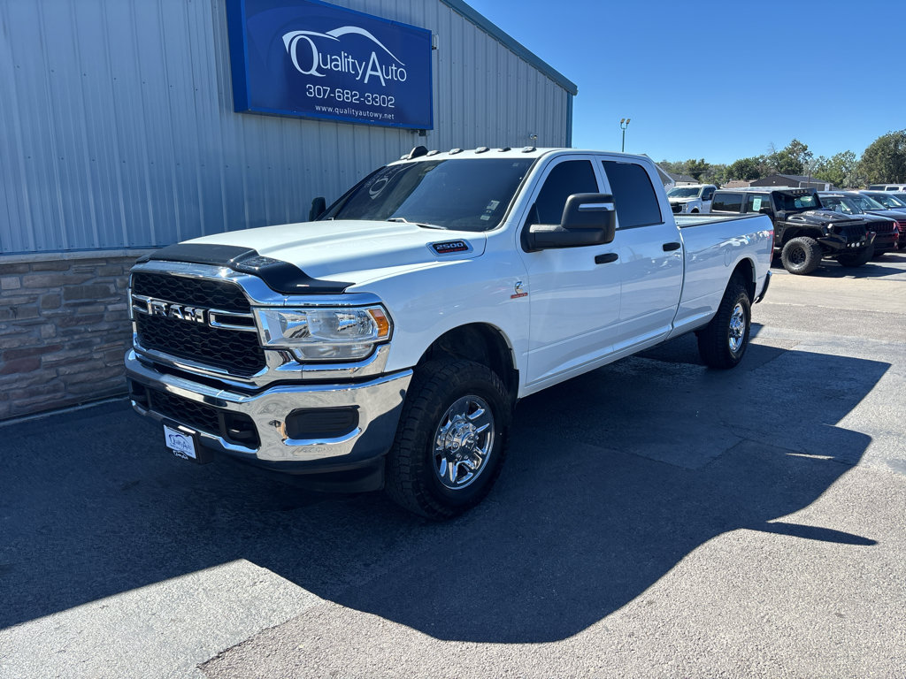 Used 2024 RAM 2500 Tradesman w/ Chrome Appearance Group AWD/4WD image 2