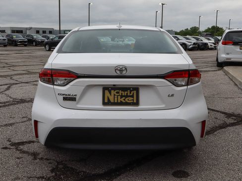 Used 2024 Toyota Corolla LE image 5