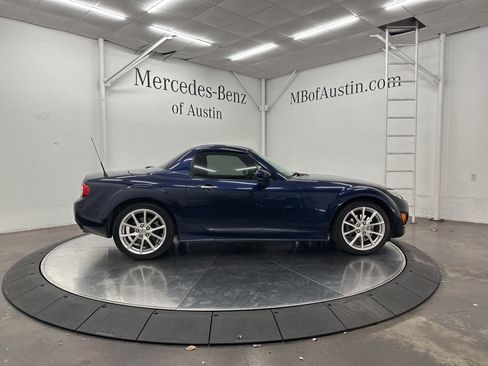 Used 2009 MAZDA MX-5 Miata Grand Touring RWD image 8