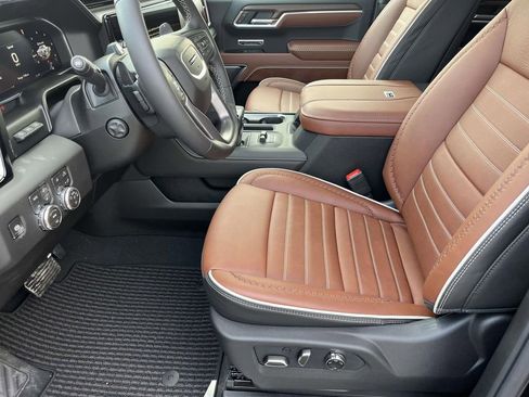 New 2026 GMC Sierra 1500 Denali Ultimate image 10