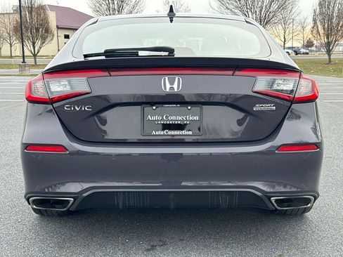 Used 2022 Honda Civic Sport Touring image 8