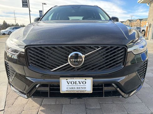 New 2026 Volvo XC60 B5 Plus w/ Protection Package Premier image 7