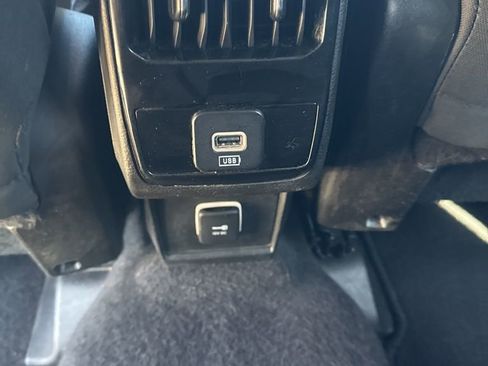 Used 2023 Jeep Compass Sport image 17