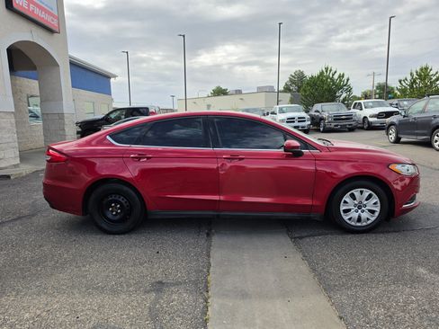 Used 2020 Ford Fusion S FWD image 8