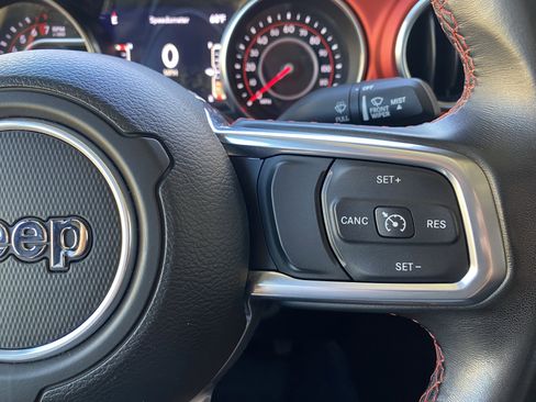 Used 2020 Jeep Gladiator Rubicon image 19