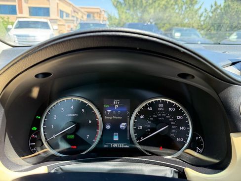 Used 2015 Lexus NX 300h AWD w/ Premium Package image 32