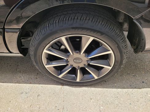 Used 2017 Lincoln Navigator Reserve AWD/4WD image 11