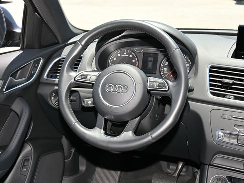 Used 2018 Audi Q3 2.0T Premium FWD image 21
