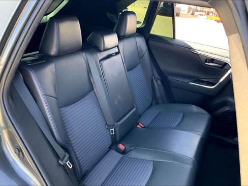 Used 2022 Toyota RAV4 XSE image 20