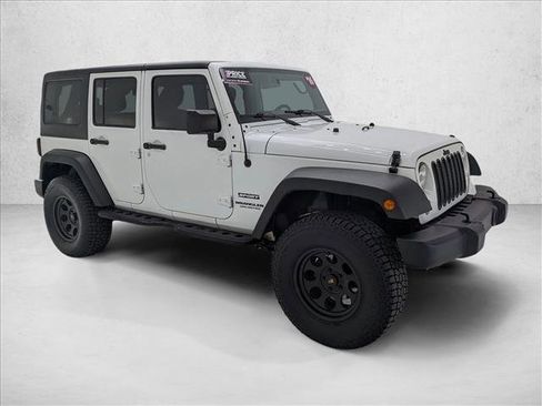 Used 2016 Jeep Wrangler Unlimited Sport w/ Connectivity Group AWD/4WD image 3