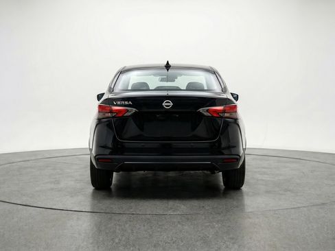 Used 2025 Nissan Versa SV FWD image 7