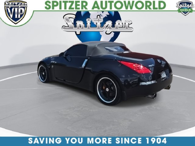 Used 2006 Nissan 350Z Grand Touring RWD image 11