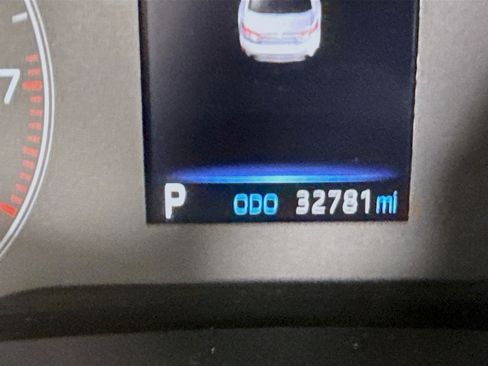 Used 2023 Toyota Corolla LE FWD image 16