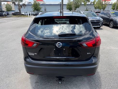 Used 2018 Nissan Rogue Sport SL w/ SL Premium Package FWD image 6