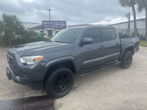 Used 2021 Toyota Tacoma SR image 6