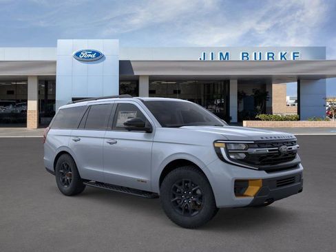 New 2026 Ford Expedition Tremor image 7