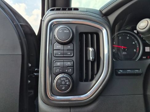 Used 2023 Chevrolet Silverado 2500 High Country w/ Z71 Off-Road Package AWD/4WD image 18