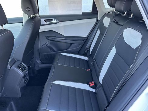 New 2026 Volkswagen Taos SEL image 13