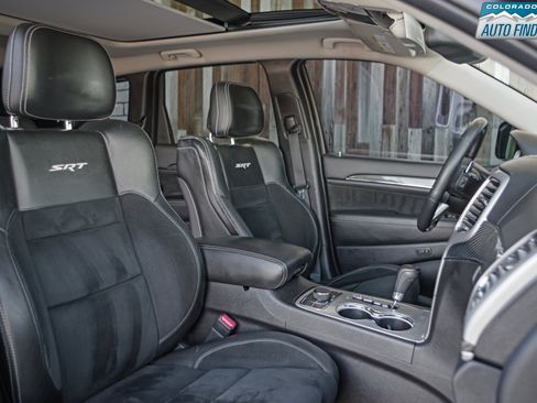 Used 2012 Jeep Grand Cherokee SRT8 w/ Luxury Group II image 22