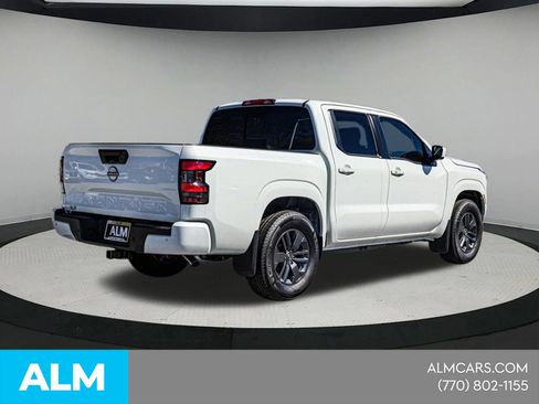 Certified 2025 Nissan Frontier SV w/ SV Convenience Package RWD image 6