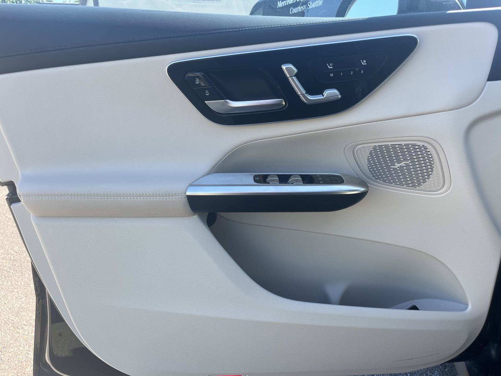 Certified 2025 Mercedes-Benz GLC 350e 4MATIC image 28