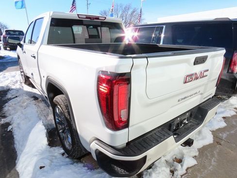 Used 2022 GMC Sierra 1500 Denali w/ Denali Reserve Package image 4