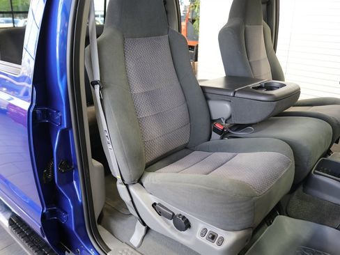 Used 2003 Ford F350 XLT image 17