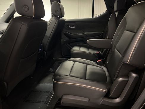 Certified 2023 Chevrolet Traverse Premier w/ Redline Edition image 10