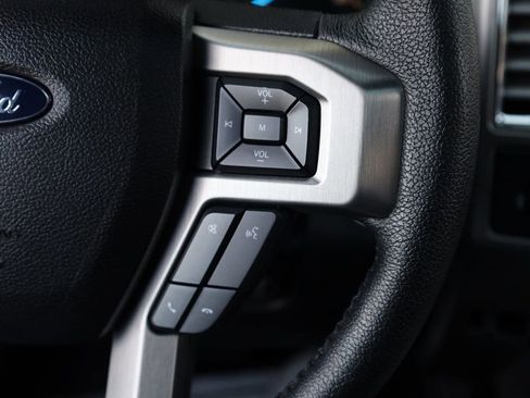 Used 2015 Ford F150 Platinum w/ Equipment Group 701A Luxury image 27