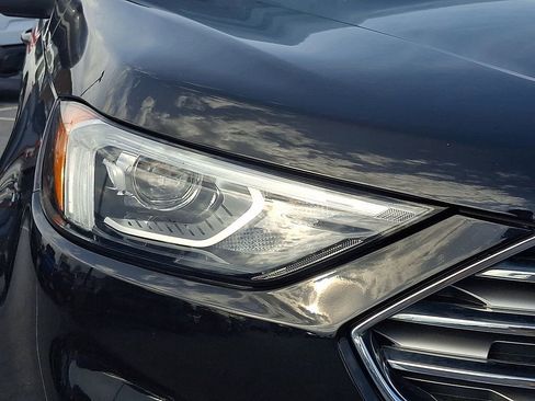 Certified 2022 Ford Edge SEL w/ Convenience Package image 9