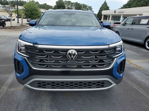 New 2026 Volkswagen Atlas Cross Sport SE image 2