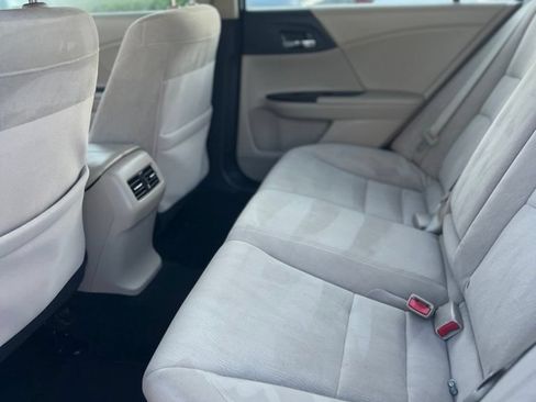 Used 2015 Honda Accord EX image 22