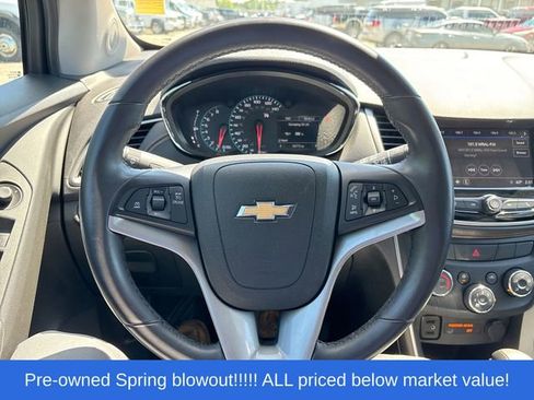 Used 2018 Chevrolet Trax LT w/ LT Convenience Package AWD/4WD image 31