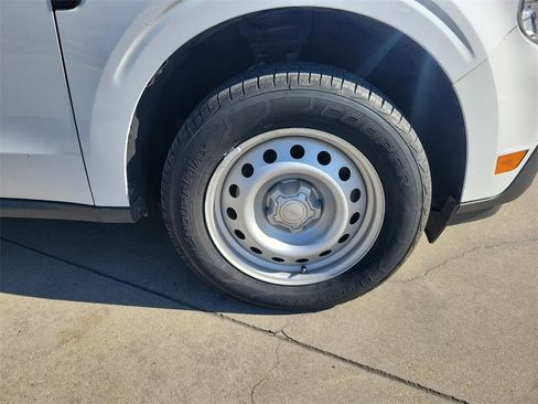 Used 2022 Ford Maverick XL image 10