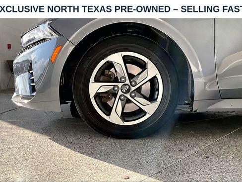 Used 2021 Kia K5 LXS FWD image 12