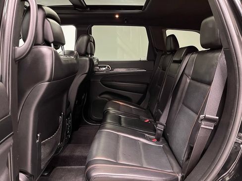 Used 2017 Jeep Grand Cherokee Limited 75th Anniversary AWD/4WD image 46