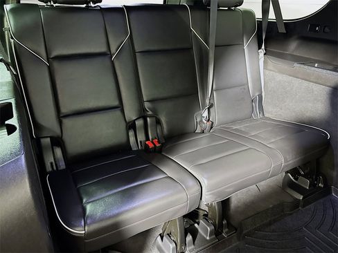 Used 2021 Cadillac Escalade ESV Premium Luxury image 27