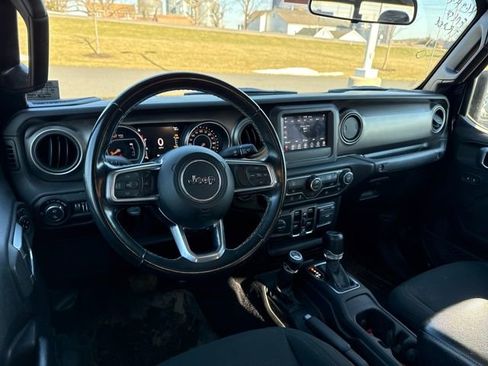 Used 2020 Jeep Gladiator Sport w/ Quick Order Package 24S image 13