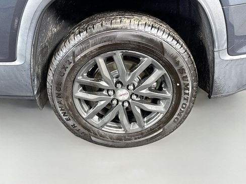 Used 2019 GMC Acadia SLT image 37