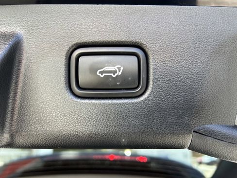 Used 2023 Hyundai Tucson Limited image 24