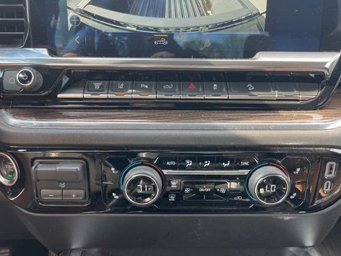 Used 2025 Chevrolet Silverado 2500 LT w/ All Star Edition image 30