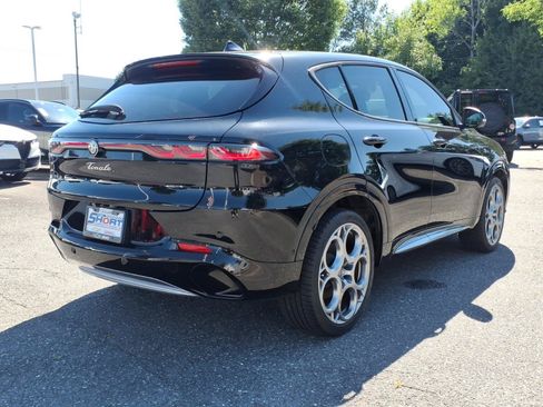Used 2024 Alfa Romeo Tonale Ti w/ Active Assist Package AWD/4WD image 2