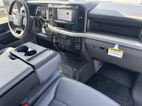 New 2025 Ford F350 XL w/ XL Chrome Package image 29