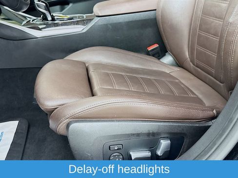 Used 2022 BMW 330i xDrive Sedan w/ Premium Package 2 AWD/4WD image 25