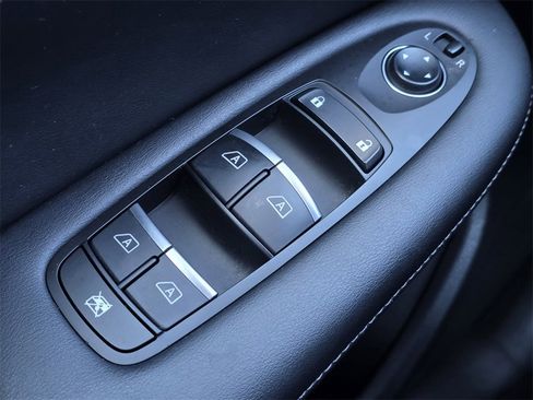 Used 2022 INFINITI QX50 Pure image 23