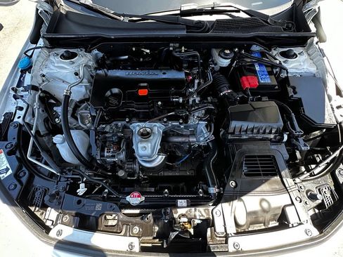 Used 2024 Honda Civic Sport image 16
