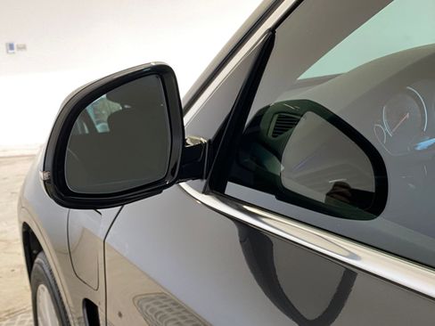 Used 2016 BMW X5 xDrive40e image 24